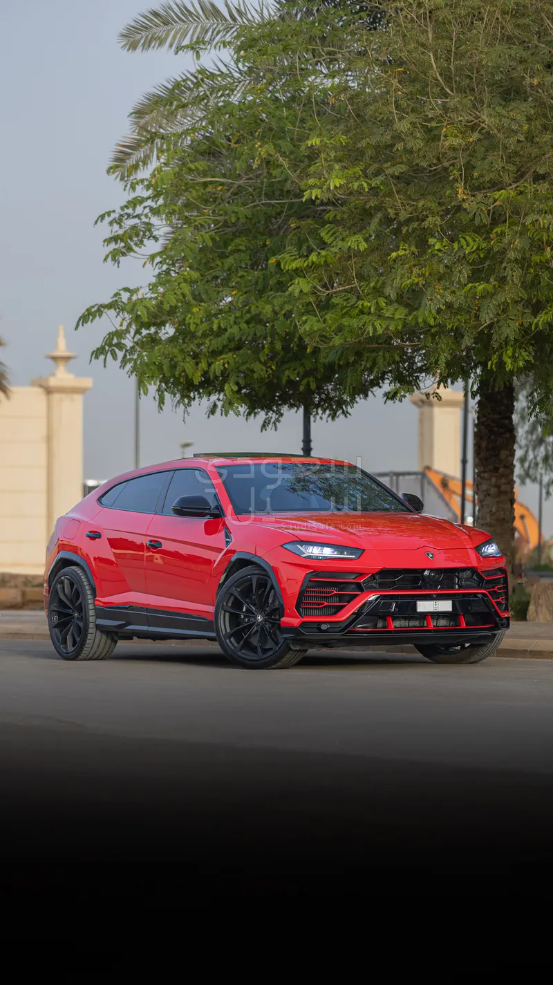 2019 Lamborghini URUS