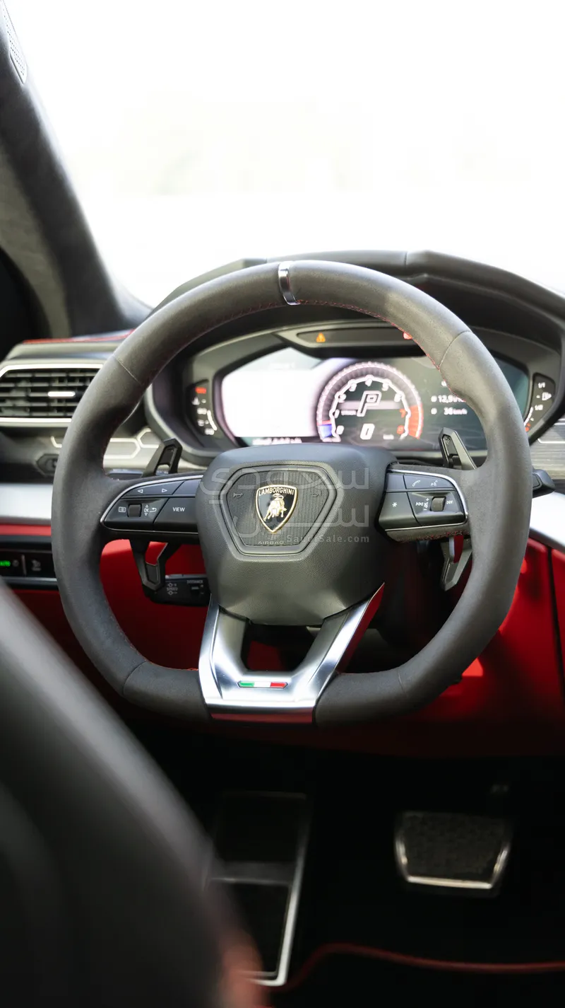 2019 Lamborghini URUS