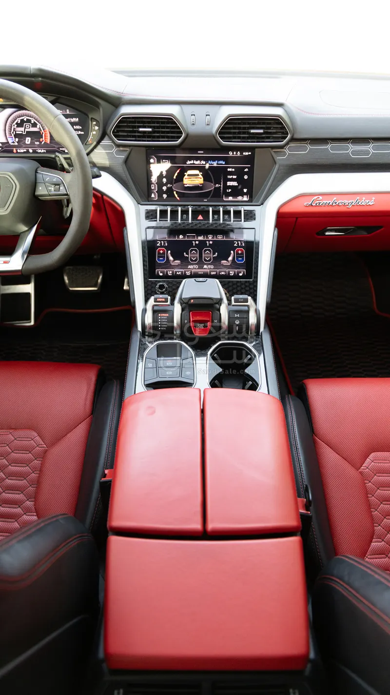 2019 Lamborghini URUS