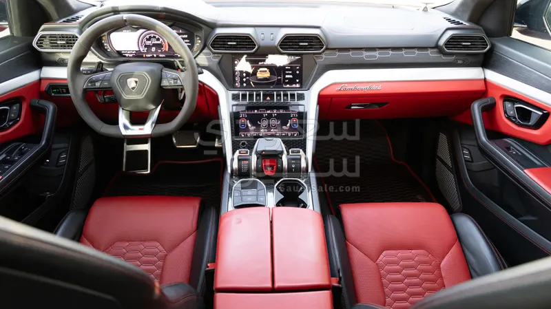 2019 Lamborghini URUS