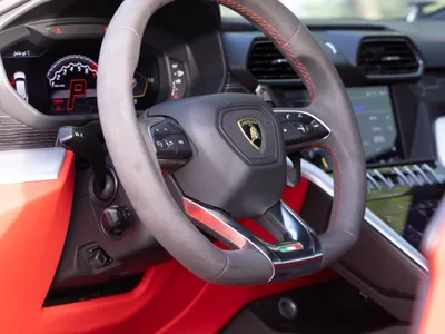 2019 Lamborghini URUS