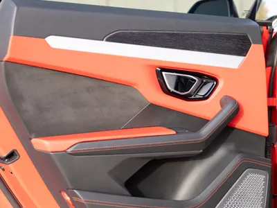 2019 Lamborghini URUS