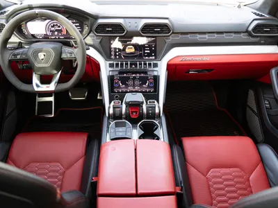 2019 Lamborghini URUS