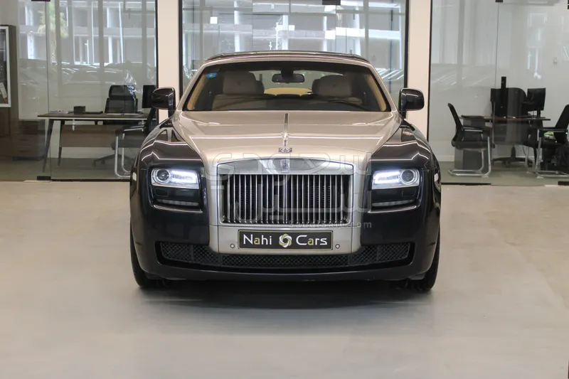 2011 رولز رويس قوست