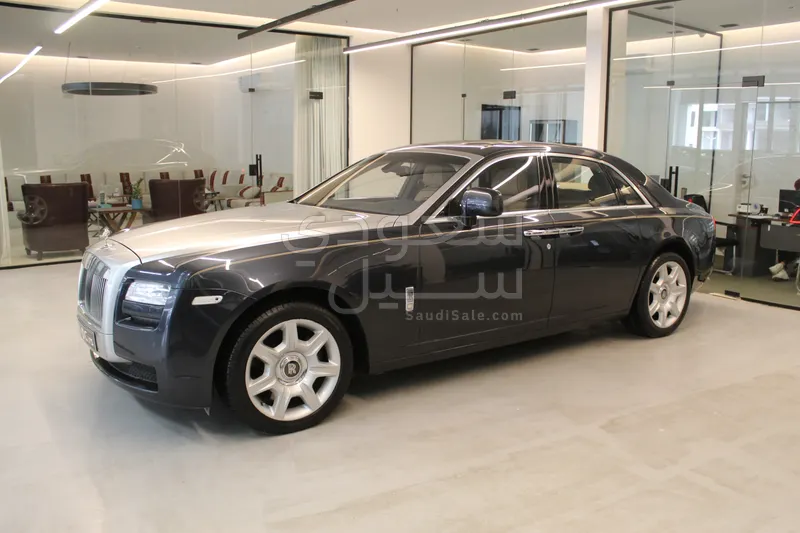 2011 رولز رويس قوست