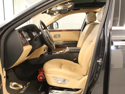 2011 رولز رويس قوست