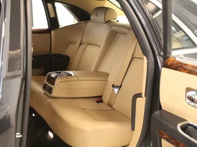 2011 رولز رويس قوست