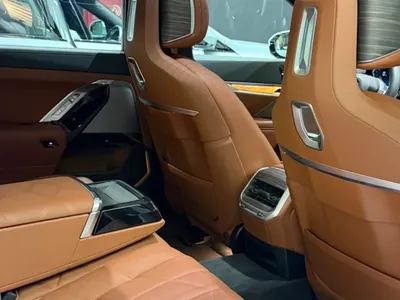 2025 بي ام دبليو الفئة السابعة 740 إل أي