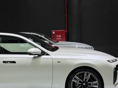 2025 بي ام دبليو الفئة السابعة 740 إل أي