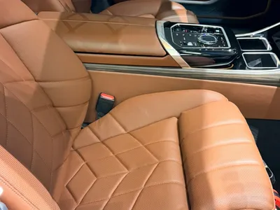 2025 بي ام دبليو الفئة السابعة 740 إل أي