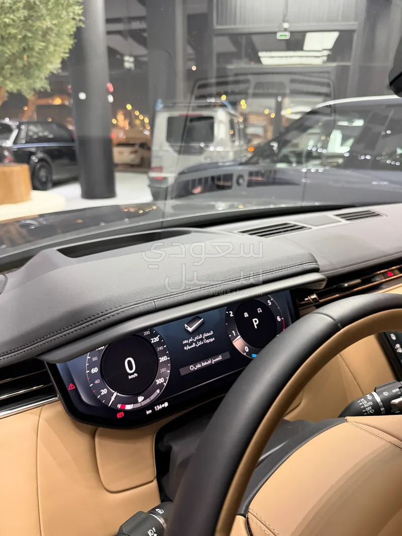 2025 لاند روفر رينج روفر سبورت اتش اس اي