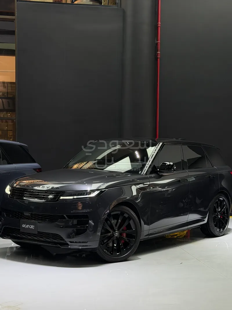 2025 لاند روفر رينج روفر سبورت اتش اس اي