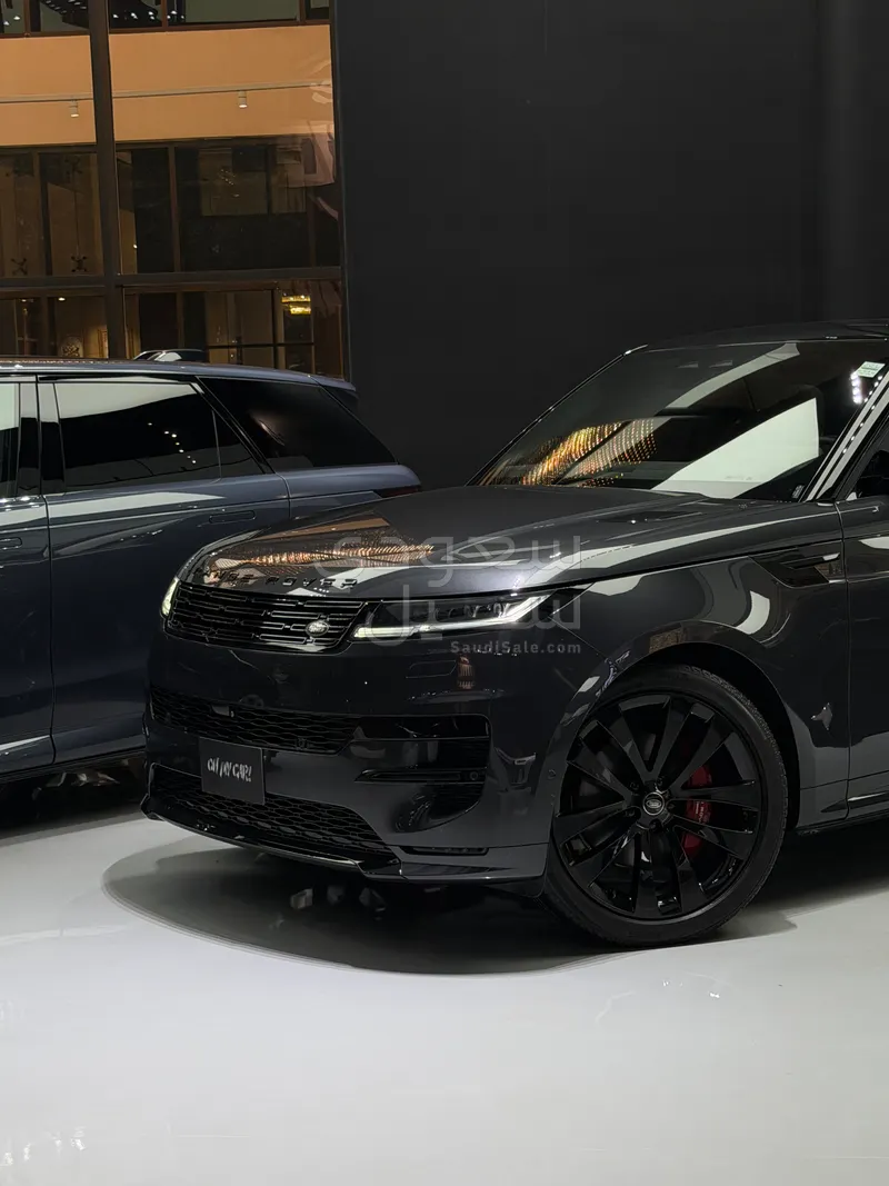 2025 لاند روفر رينج روفر سبورت اتش اس اي