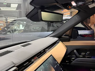 2025 لاند روفر رينج روفر سبورت اتش اس اي