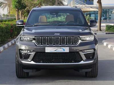 2025 جييب جراند شيروكي ساميت