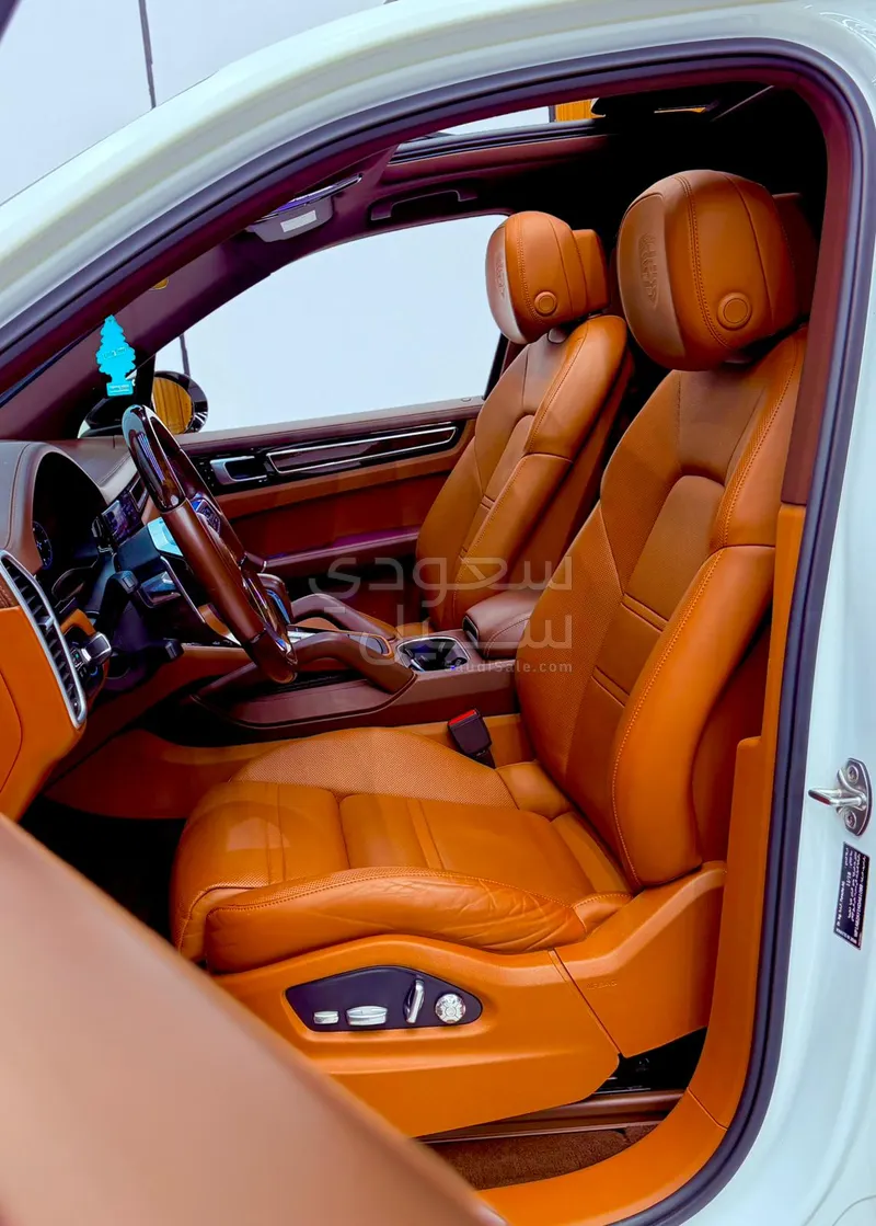 2019 بورش كايين اس