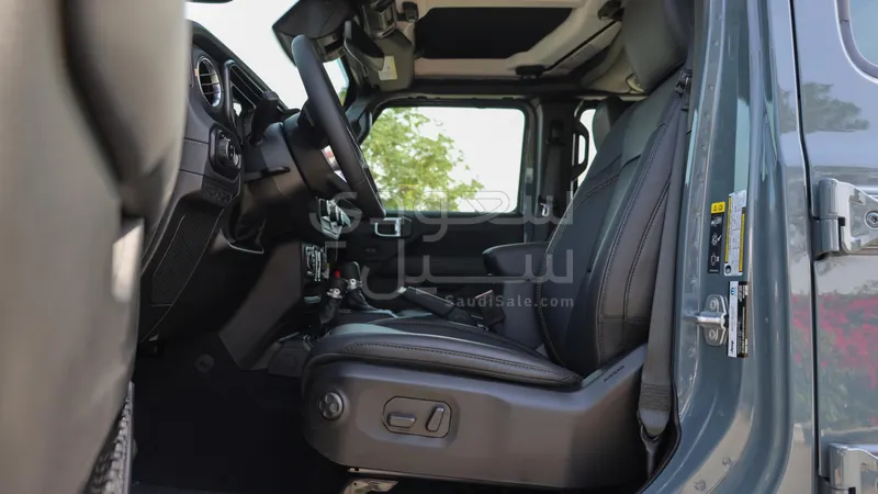 2026 جييب رانجلر صحارى