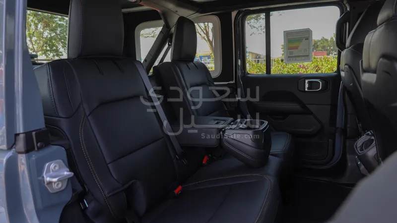 2026 جييب رانجلر صحارى