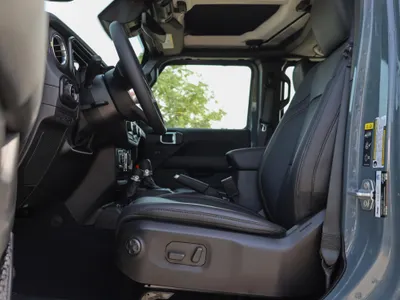 2026 جييب رانجلر صحارى