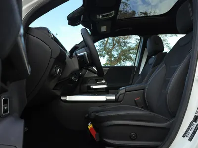 2026 مرسيدس - بنز جي إل بي 200