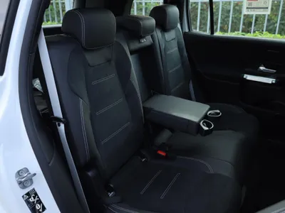 2026 مرسيدس - بنز جي إل بي 200