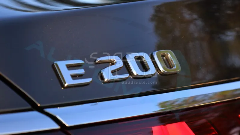 2026 مرسيدس - بنز إي 200