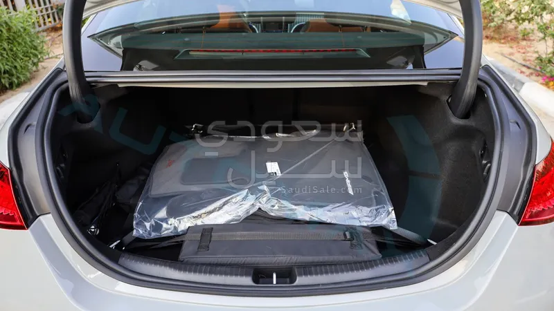 2026 مرسيدس - بنز سي 200