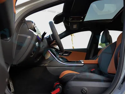 2026 مرسيدس - بنز سي 200