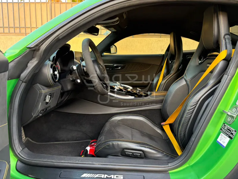 2018 مرسيدس - بنز جي تي أر أي إم جي