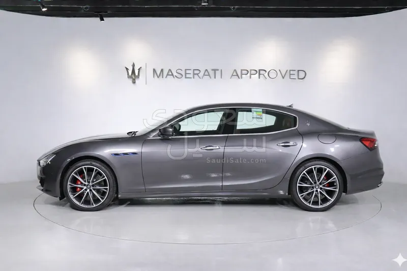 2023 مازيراتي جيبلي جي تي