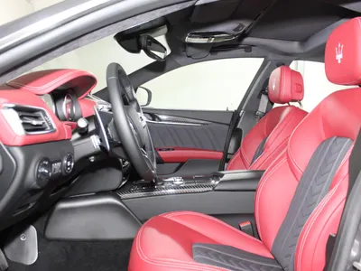 2023 مازيراتي جيبلي جي تي