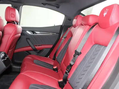 2023 مازيراتي جيبلي جي تي