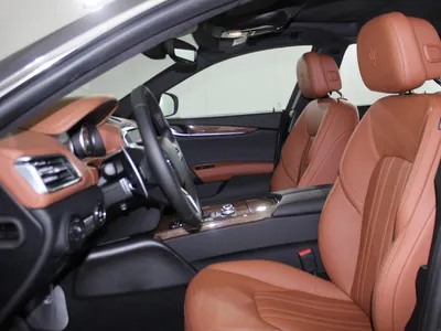 2023 مازيراتي جيبلي جي تي