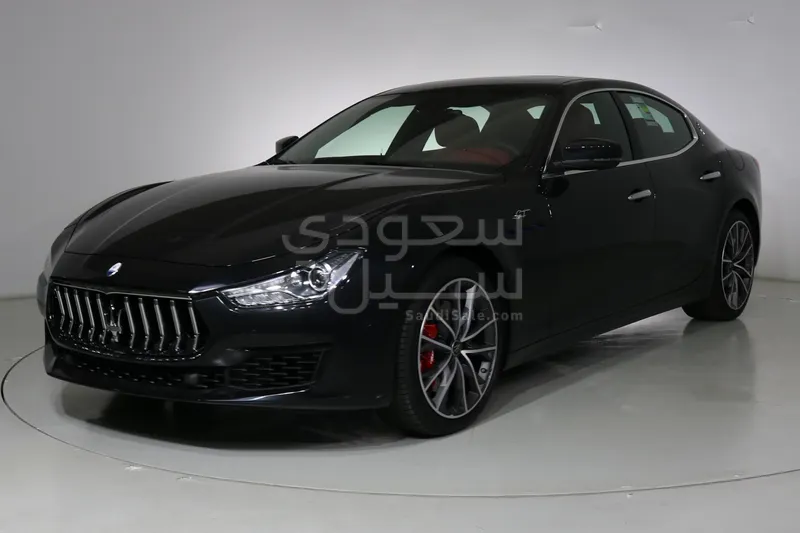 2023 مازيراتي جيبلي جي تي