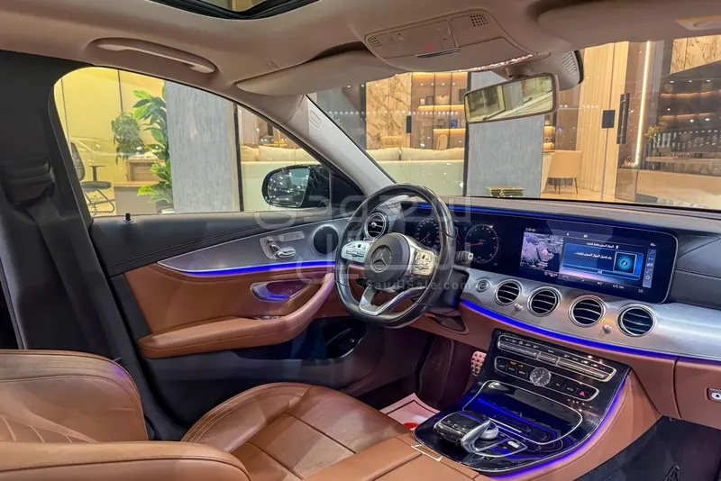 2020 مرسيدس - بنز إي 200