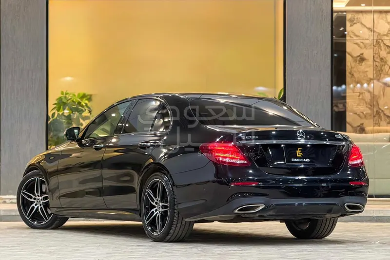 2020 مرسيدس - بنز إي 200