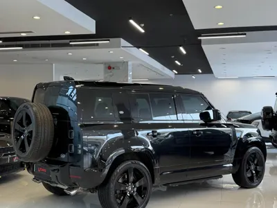 2023 لاند روفر ديفيندر