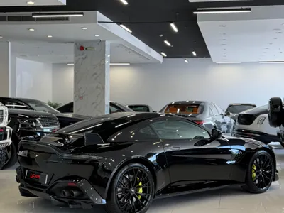 2022 استون مارتن فانتج اف 1 إديشن