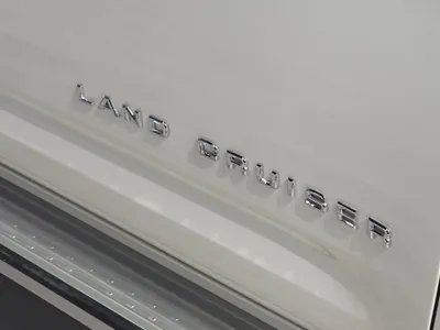 2026 تويوتا لاند كروزر جي اكس ار