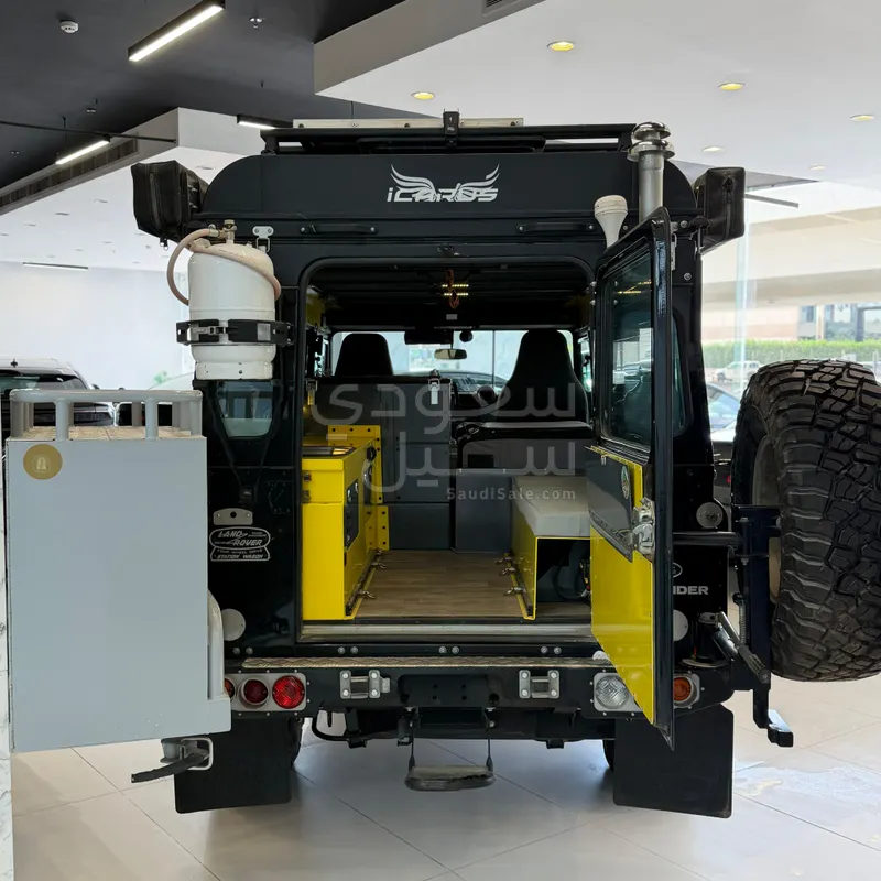 2015 لاند روفر ديفيندر