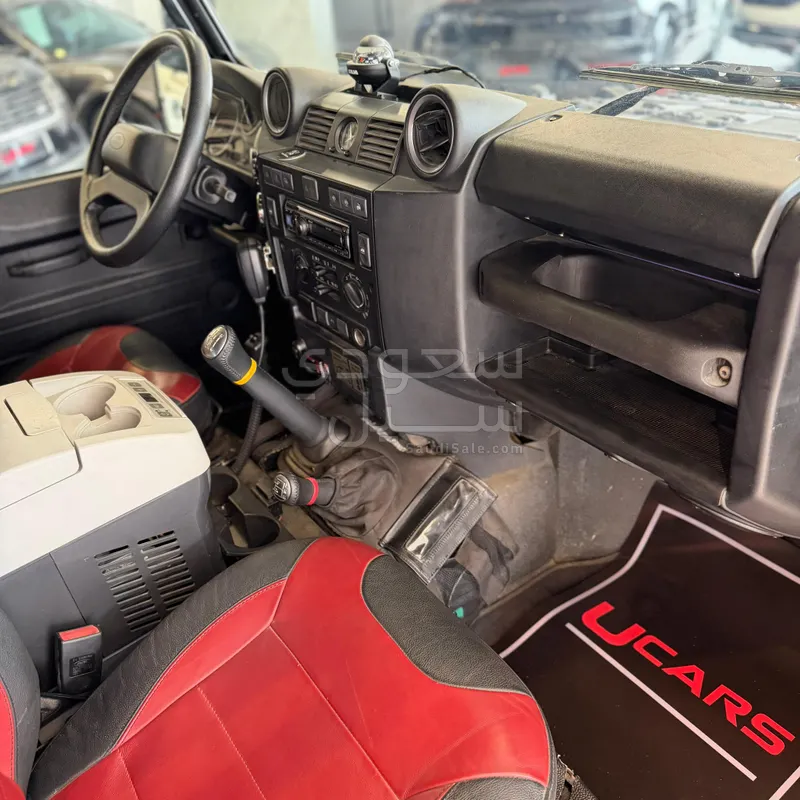 2015 لاند روفر ديفيندر