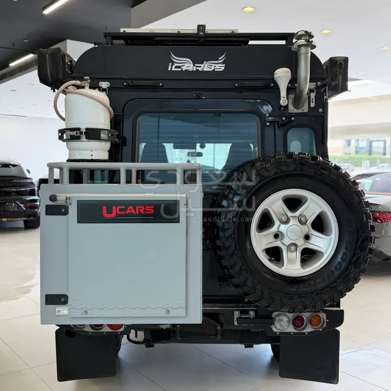 2015 لاند روفر ديفيندر