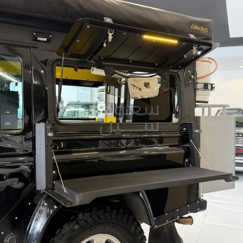 2015 لاند روفر ديفيندر