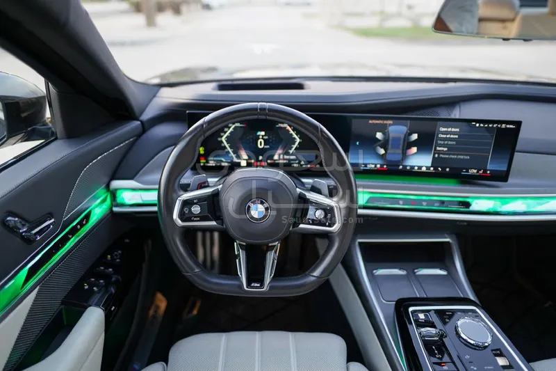 2024 بي ام دبليو الفئة السابعة 740 إل أي