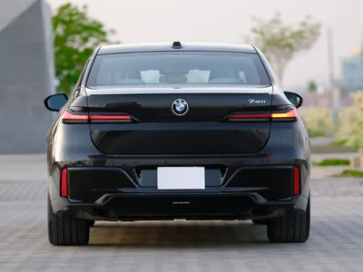 2024 بي ام دبليو الفئة السابعة 740 إل أي