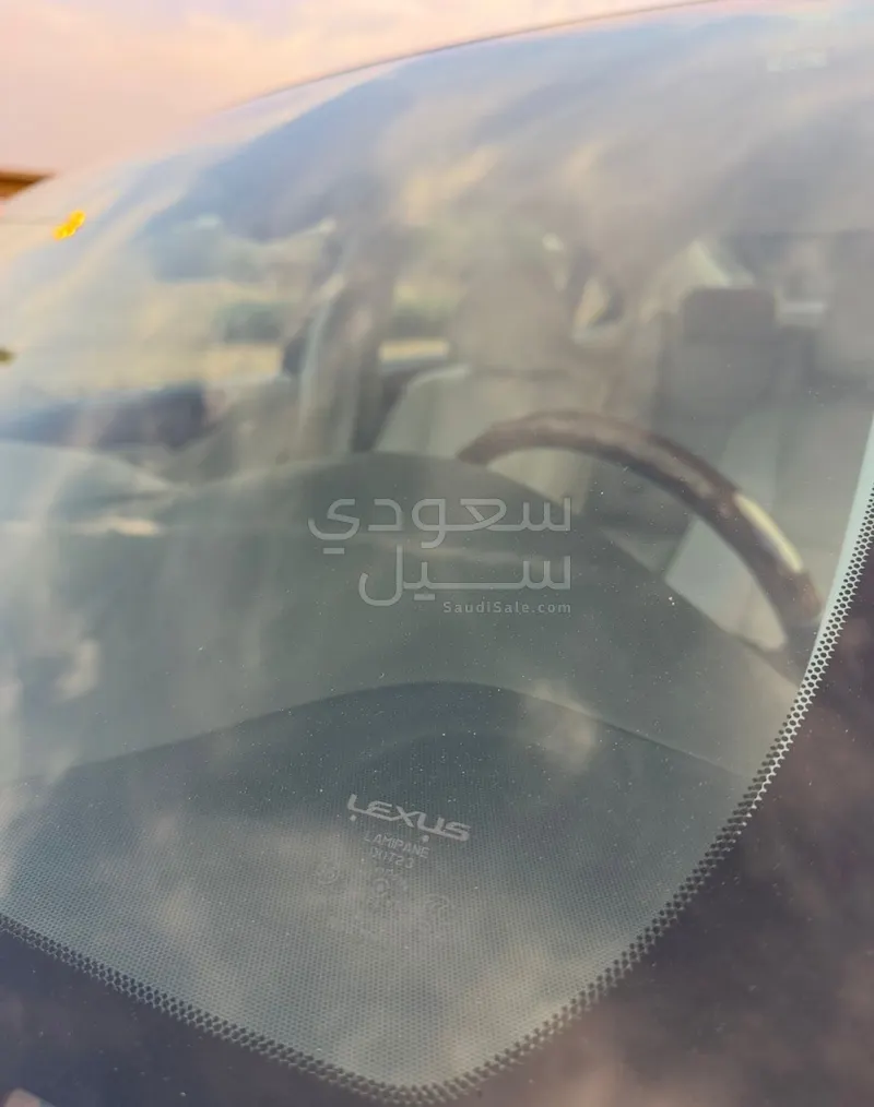 2010 لكزس إل إس 460 إل