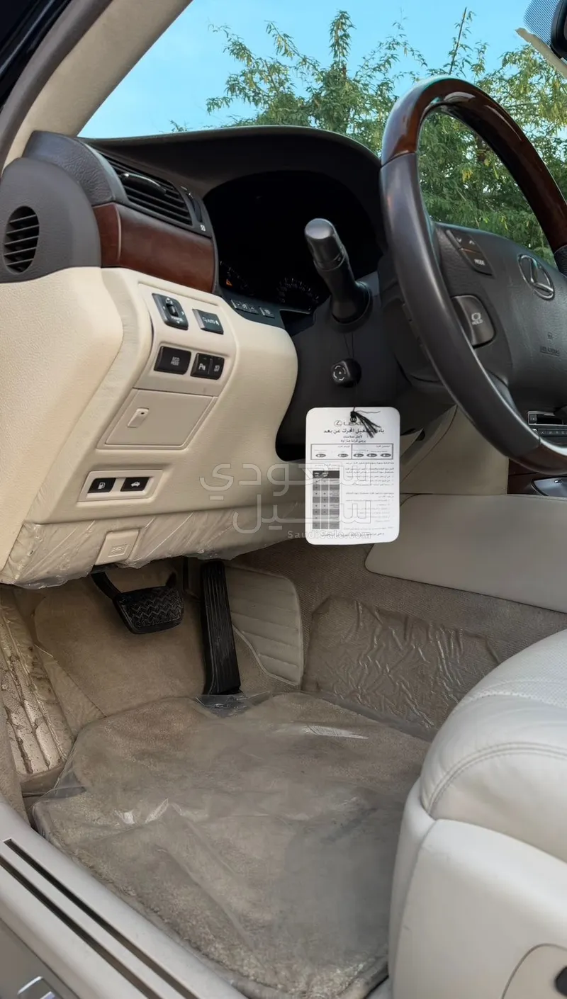 2010 لكزس إل إس 460 إل