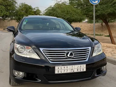 2010 لكزس إل إس 460 إل
