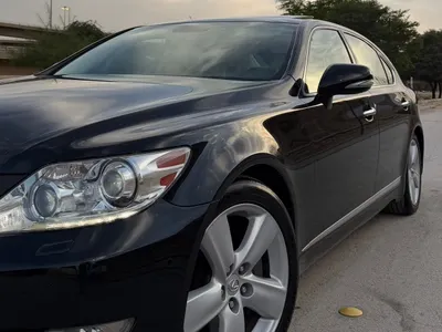 2010 لكزس إل إس 460 إل