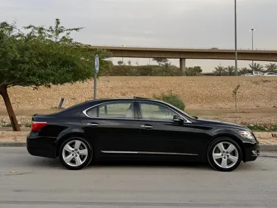 2010 لكزس إل إس 460 إل